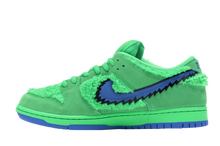 Load image into Gallery viewer, Grateful Dead Bears SB Dunk Low Green