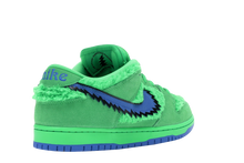 Load image into Gallery viewer, Grateful Dead Bears SB Dunk Low Green