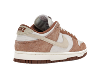 Load image into Gallery viewer, Dunk Low Medium Curry