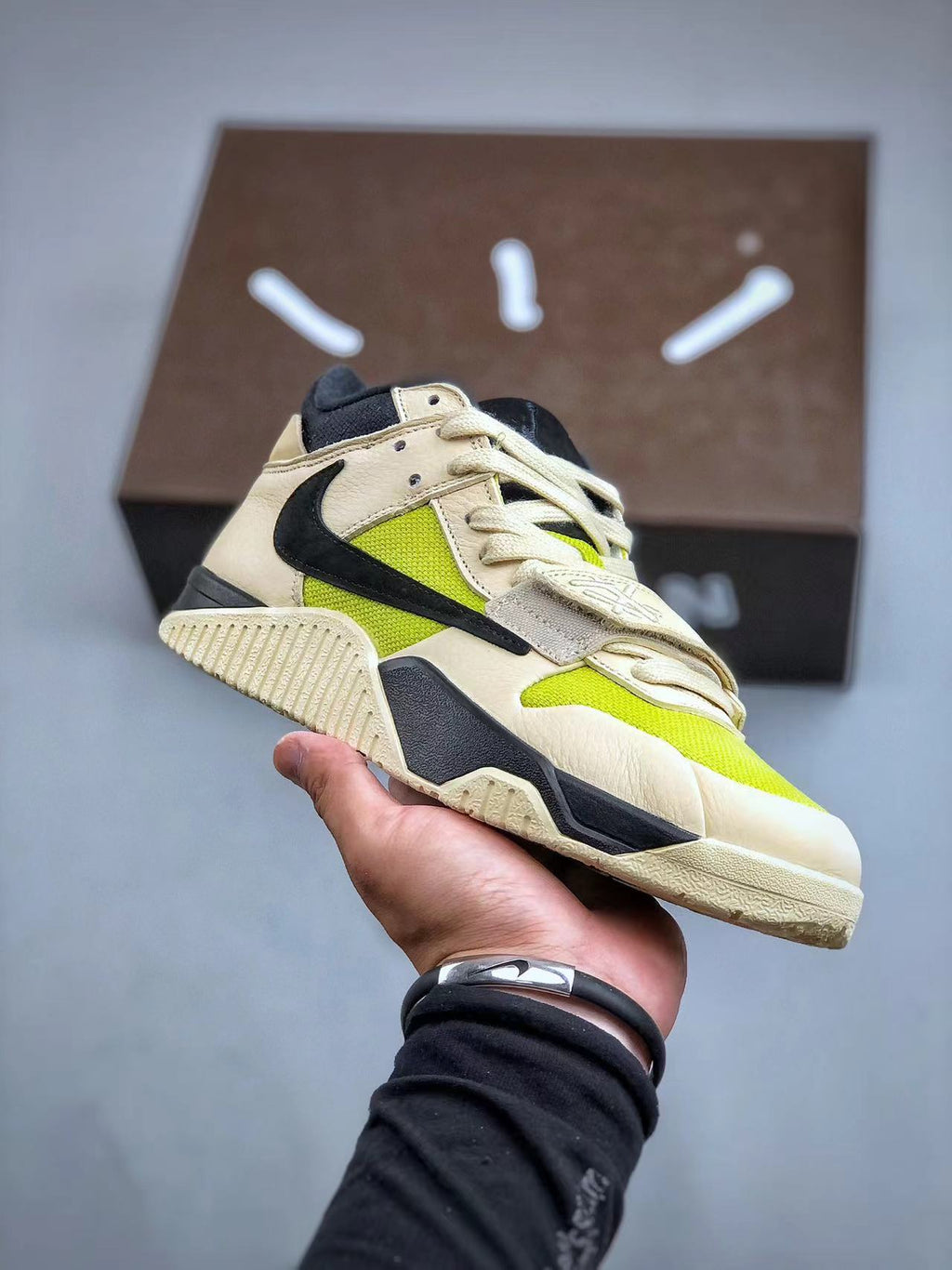 Jumpman Jack Travis Scott Cut The Check Bright Cactus