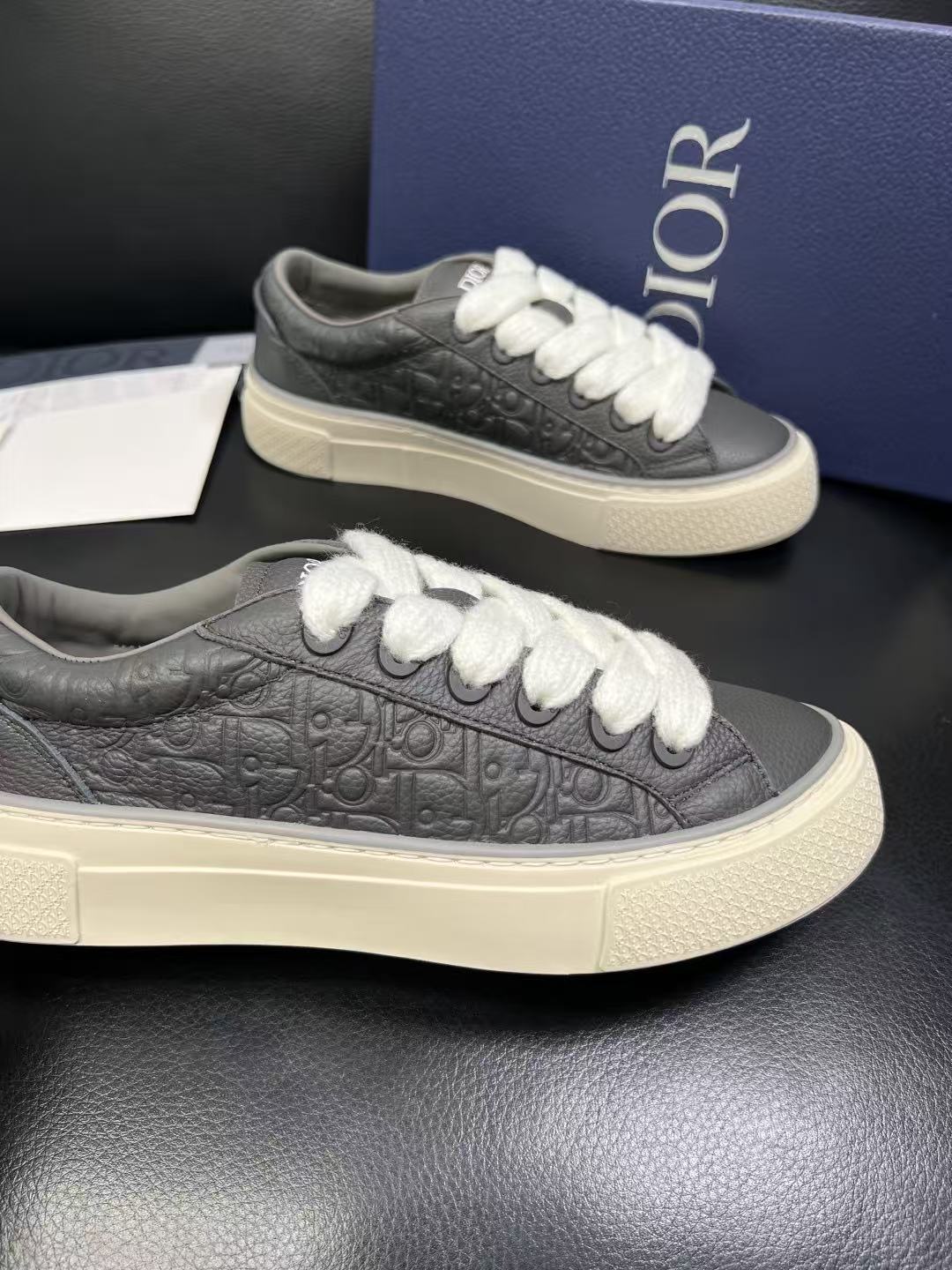 B33 Spin Sneaker Grey