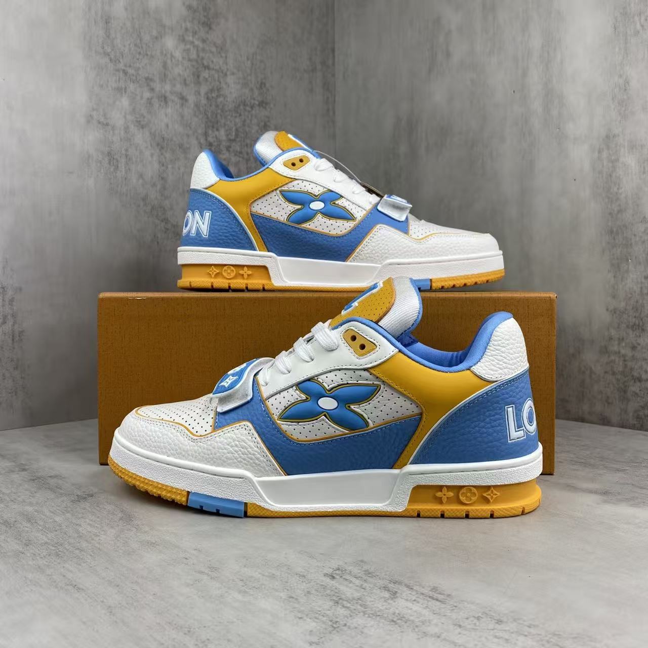 LV Trainers Velcro Blue Yellow