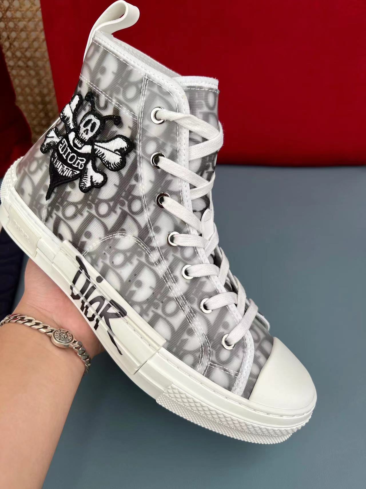 B23 High 'Oblique - Shawn Bee Embroidery Patch'