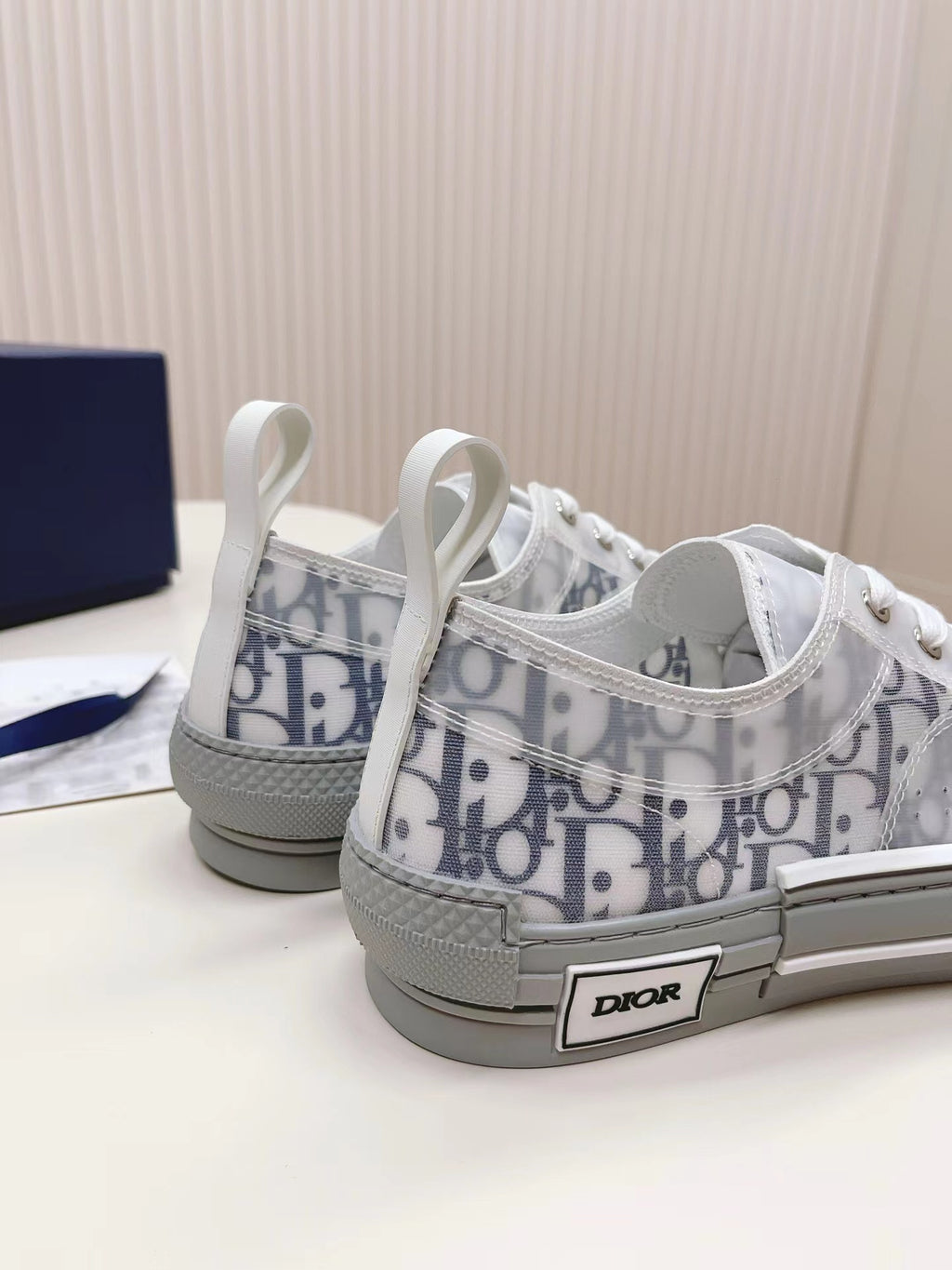 B23 Low Logo Oblique Blue Monogram