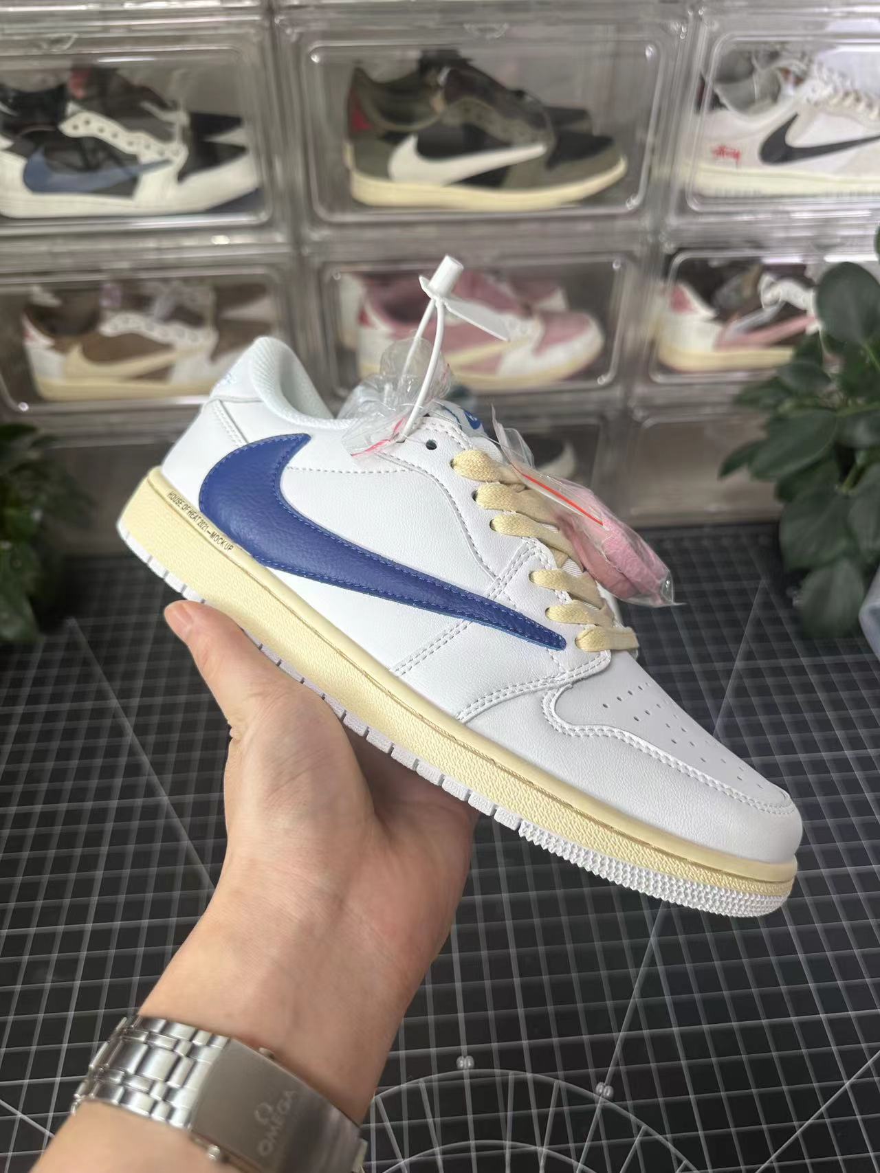 AJ1 Low Travis Scott x Fragment Blue Sail 2.0
