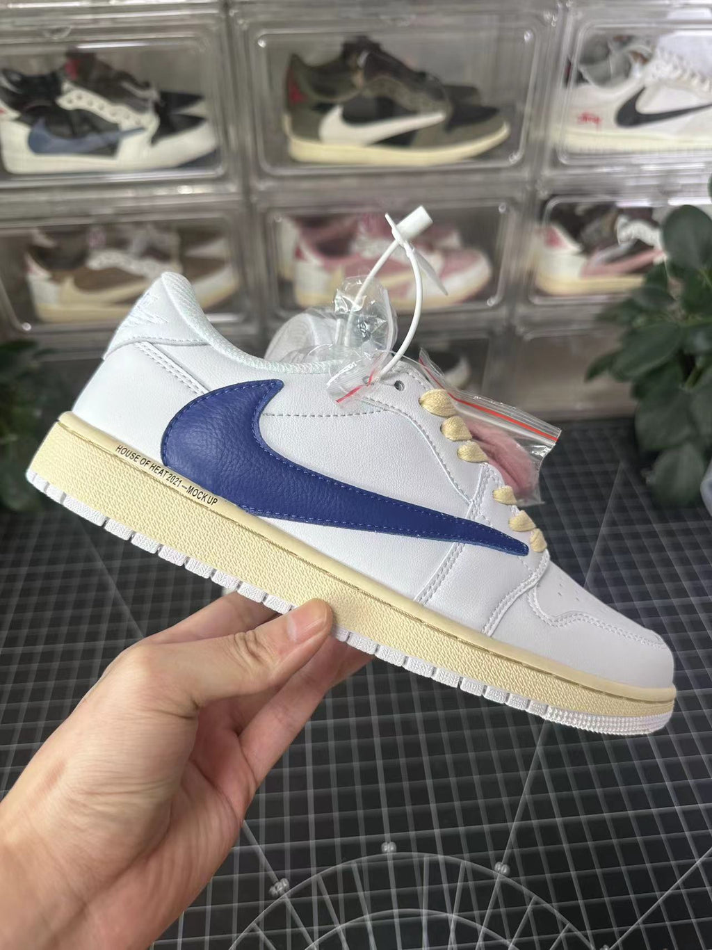 AJ1 Low Travis Scott x Fragment Blue Sail 2.0