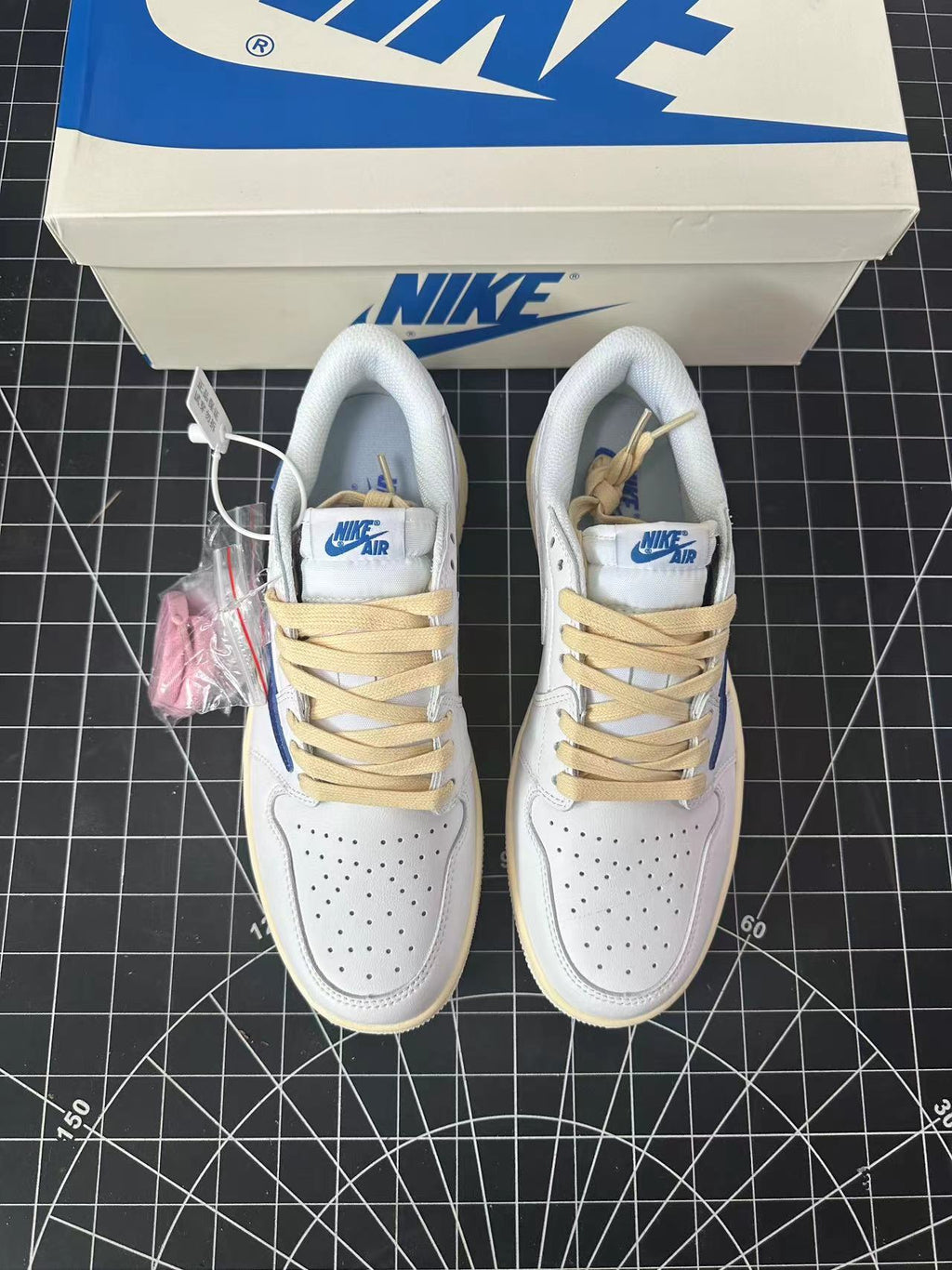 AJ1 Low Travis Scott x Fragment Blue Sail 2.0