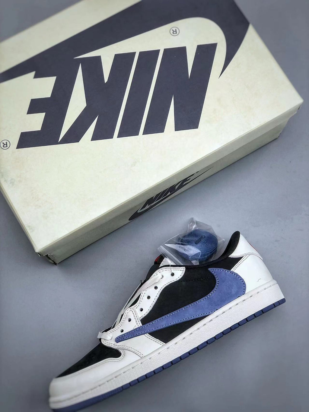 AJ1 Low Travis Scott Reverse Blue