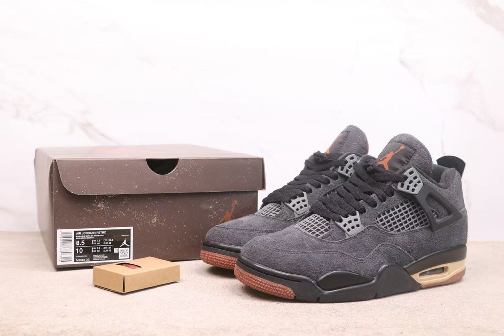 AJ4 x London