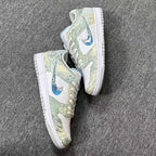 Dunk Low Steam Puppet White Green