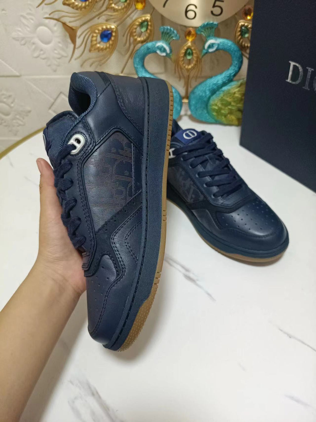 B27 Low-Top World Tour Navy