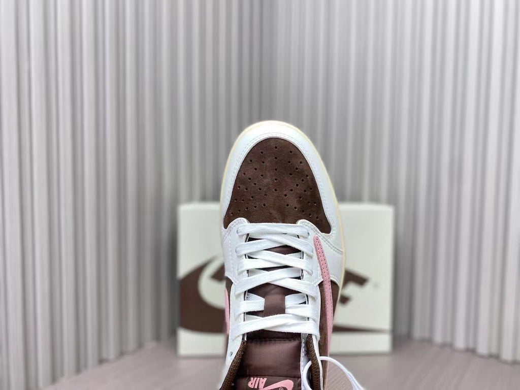 AJ1 Low Travis Scott Dark Pony | Pink Oxford