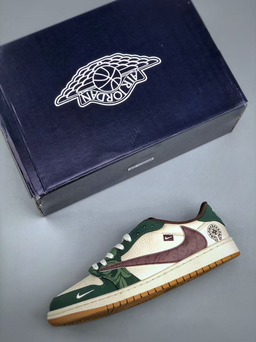 AJ1 Low Travis Scott x Chrome Hearts Customs