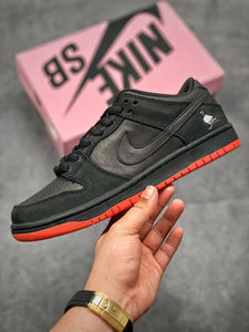 Jeff Staple x Dunk Low Pro SB 'Black Pigeon'