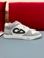 B57 Mid-Top Grey Oblique