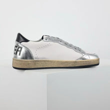 Load image into Gallery viewer, Golden Goose Ball-Star Leather Star Black Heel Tab Silver
