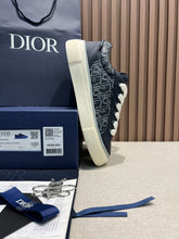 Load image into Gallery viewer, B33 Spin Sneaker Navy
