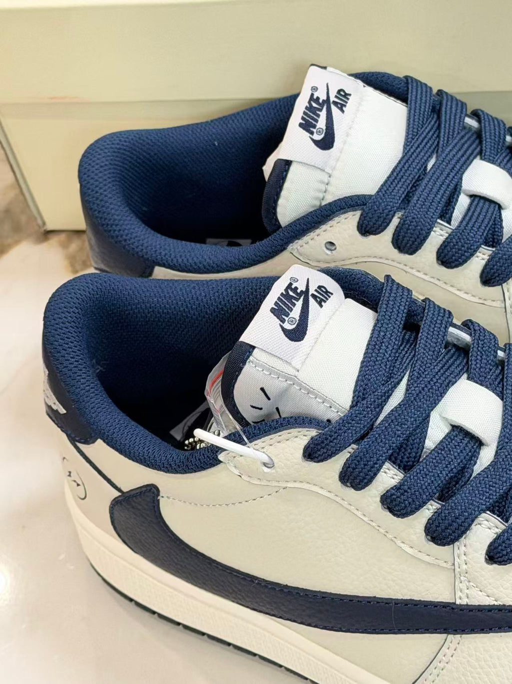 AJ1 Low Travis Scott x Fragment Navy Customs