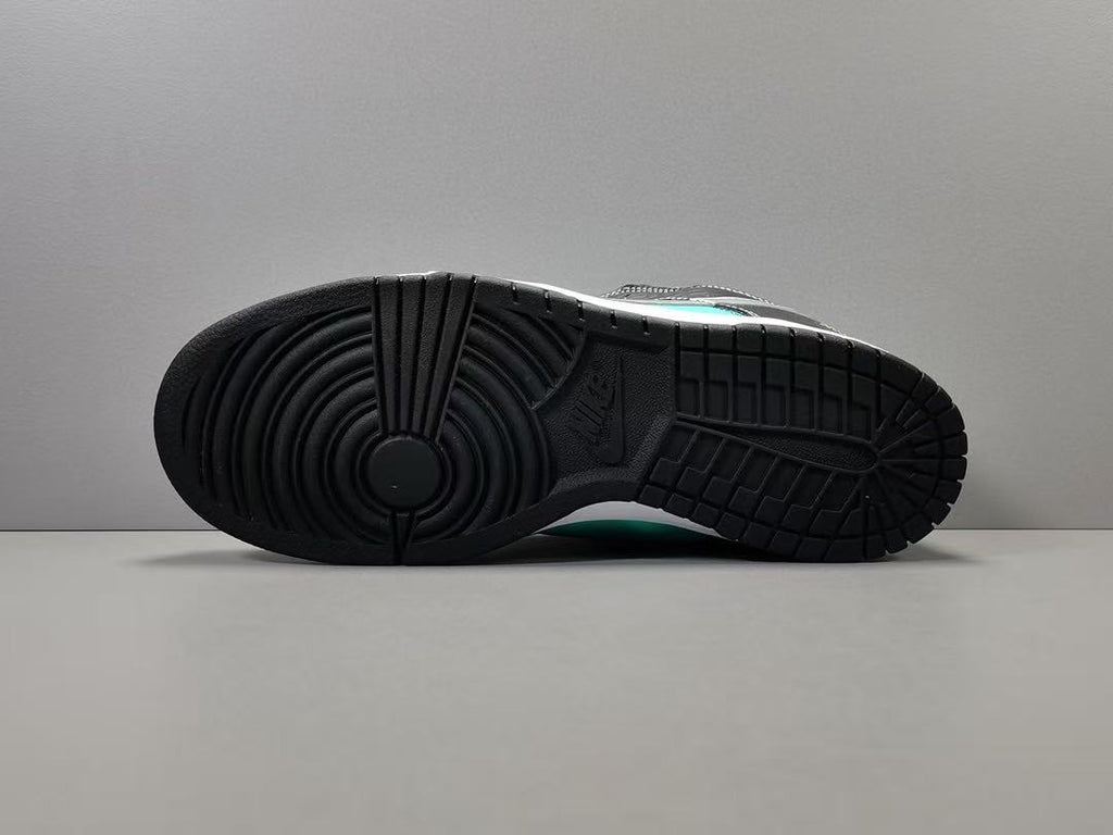 SB Dunk X Diamond Supply 'Tiffany'