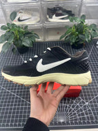 Vomero 5 x OW Black Customs