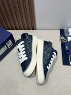 B33 Spin Sneaker Navy
