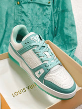 Load image into Gallery viewer, LV Trainers Mint
