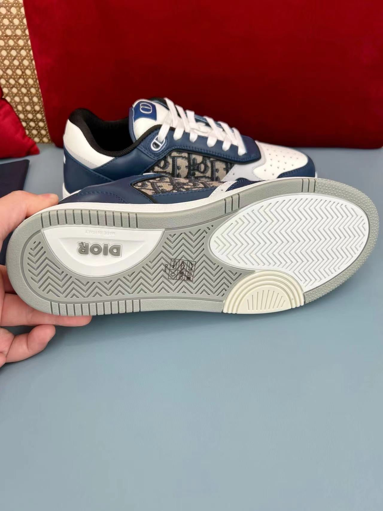 B27 Low-Top Blue Cream Oblique