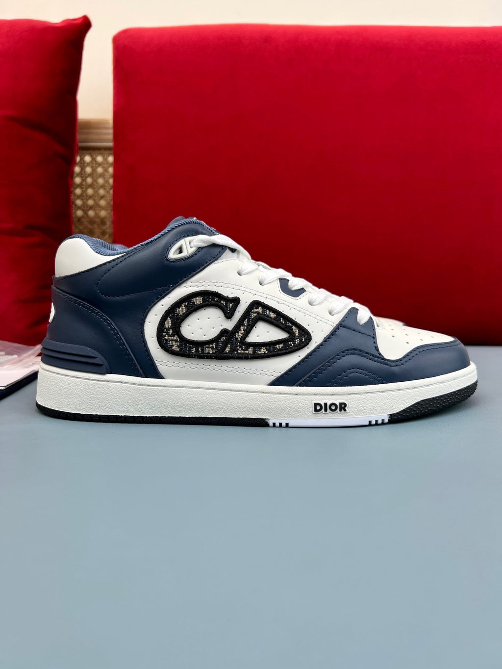 B57 Mid-Top Navy Oblique