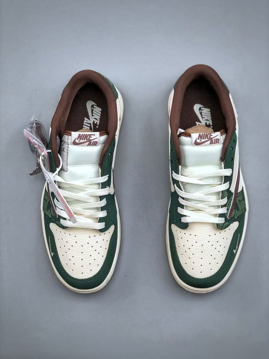 AJ1 Low Travis Scott x Chrome Hearts Customs