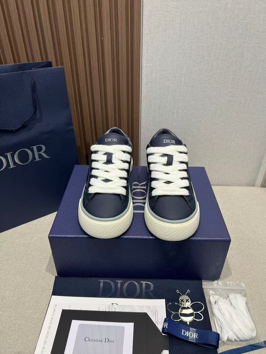 B33 Spin Sneaker Navy