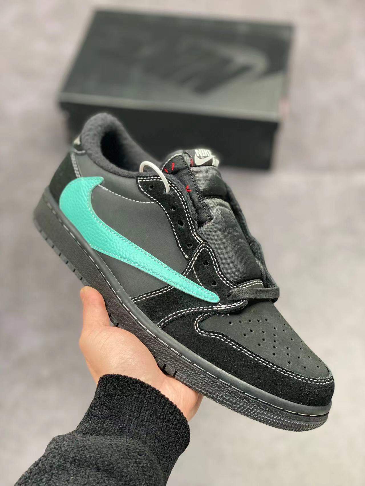 Load image into Gallery viewer, AJ1 Low Tiffany x Travis Scott Phantoms Customs