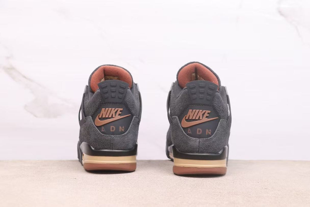 AJ4 x London
