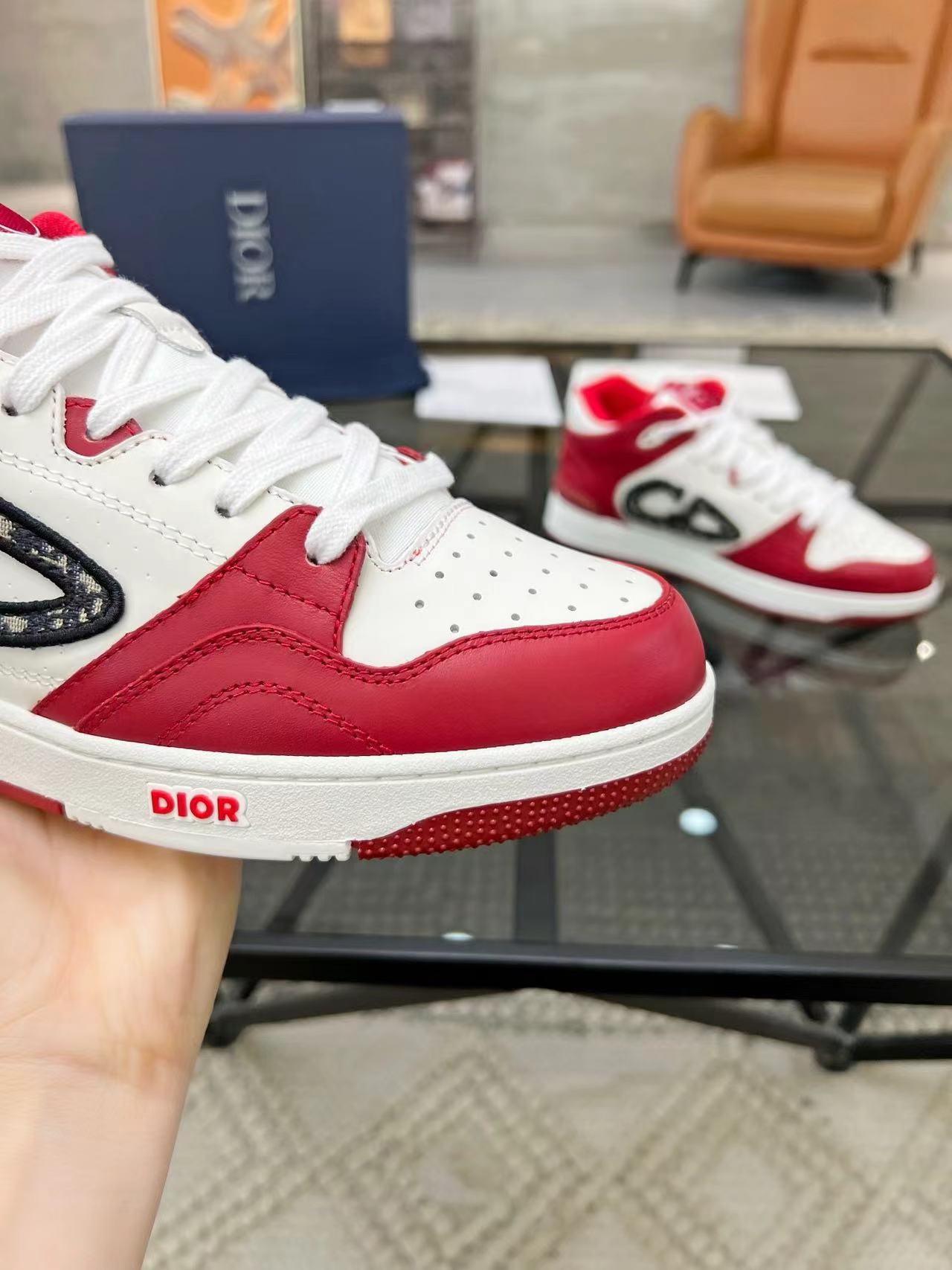 B57 Mid-Top Red and White