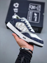 Load image into Gallery viewer, B27 Low-Top Blue Denim
