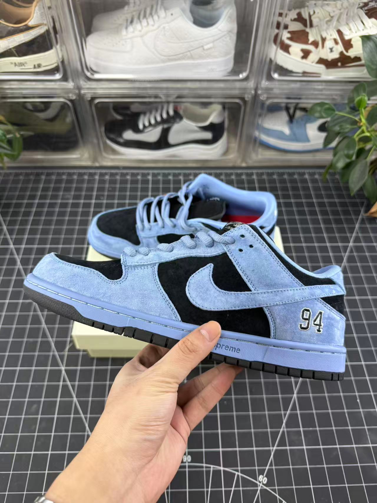 SB Dunk X Supreme Ocean Fog (2025)
