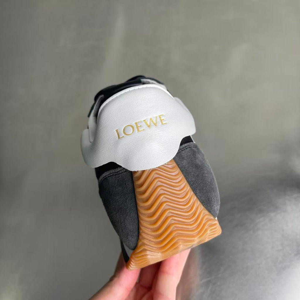 LOEWE Flowrunner Black/White