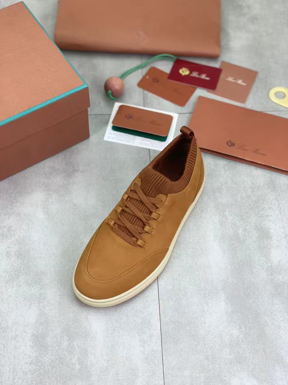 LP Week Soho Walk Sneakers - Khaki