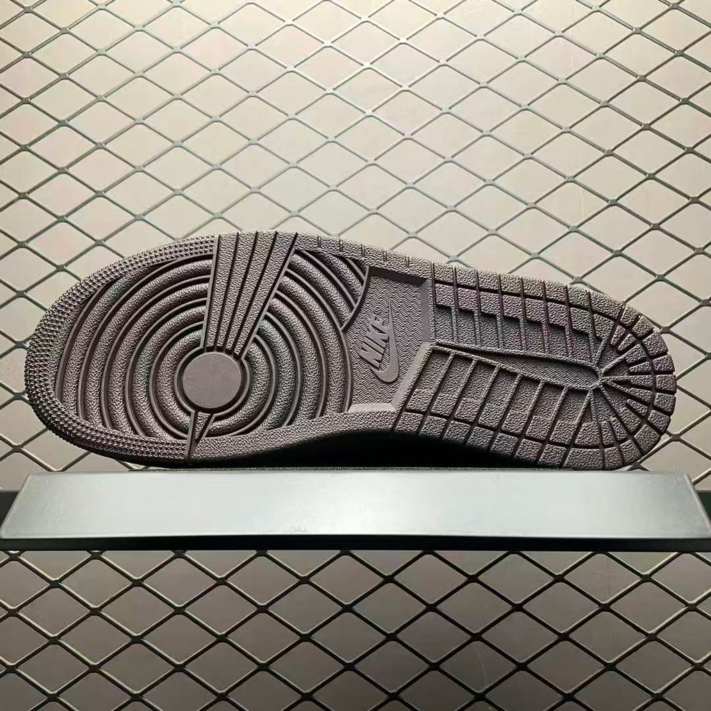 AJ1 Low Travis Scott Velvet Brown