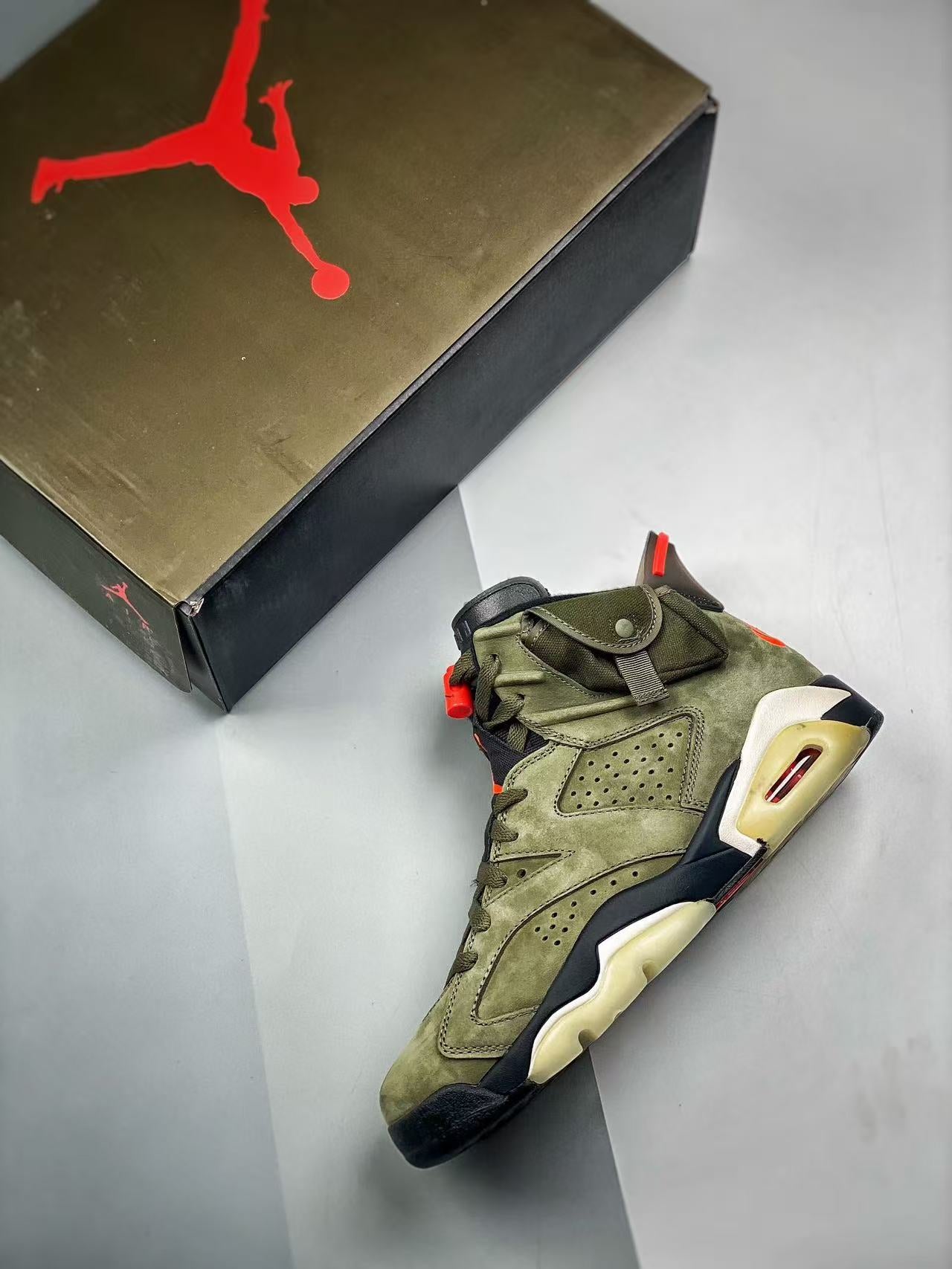 AJ6 Retro Travis Scott