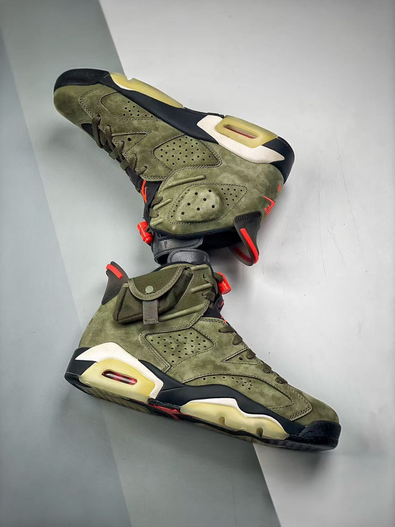 AJ6 Retro Travis Scott