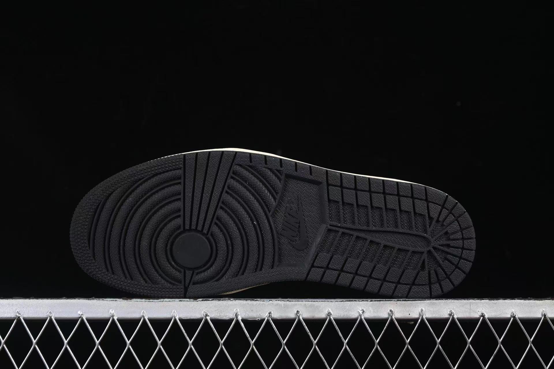 AJ1 Low Travis Scott Pale Vanilla