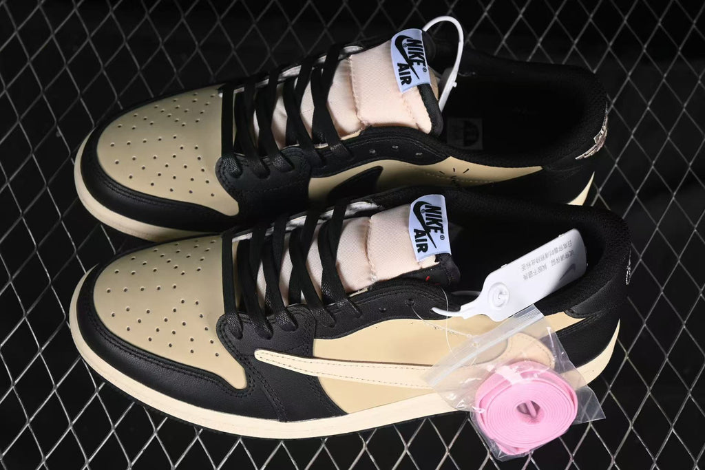 AJ1 Low Travis Scott Pale Vanilla