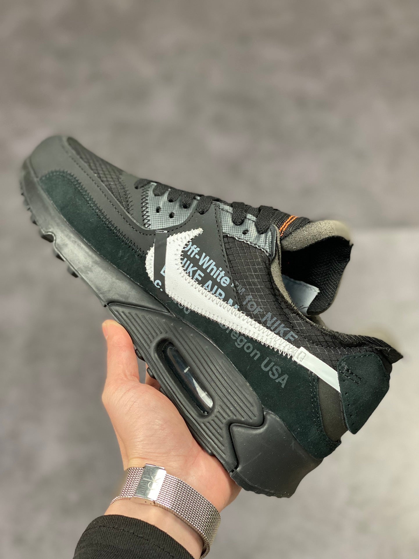 AM90 X OW Black