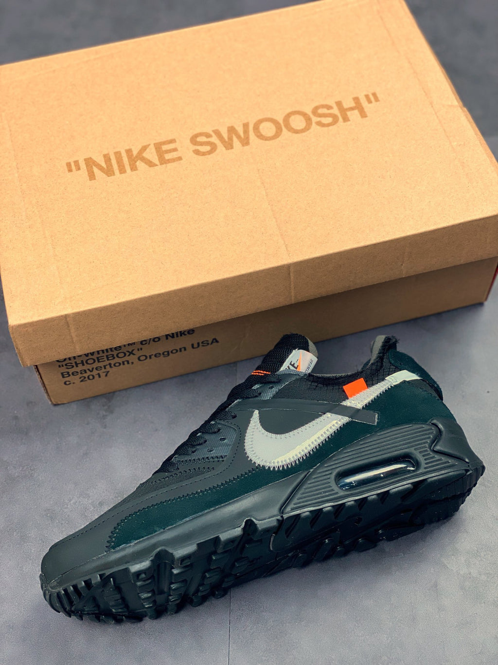 AM90 X OW Black