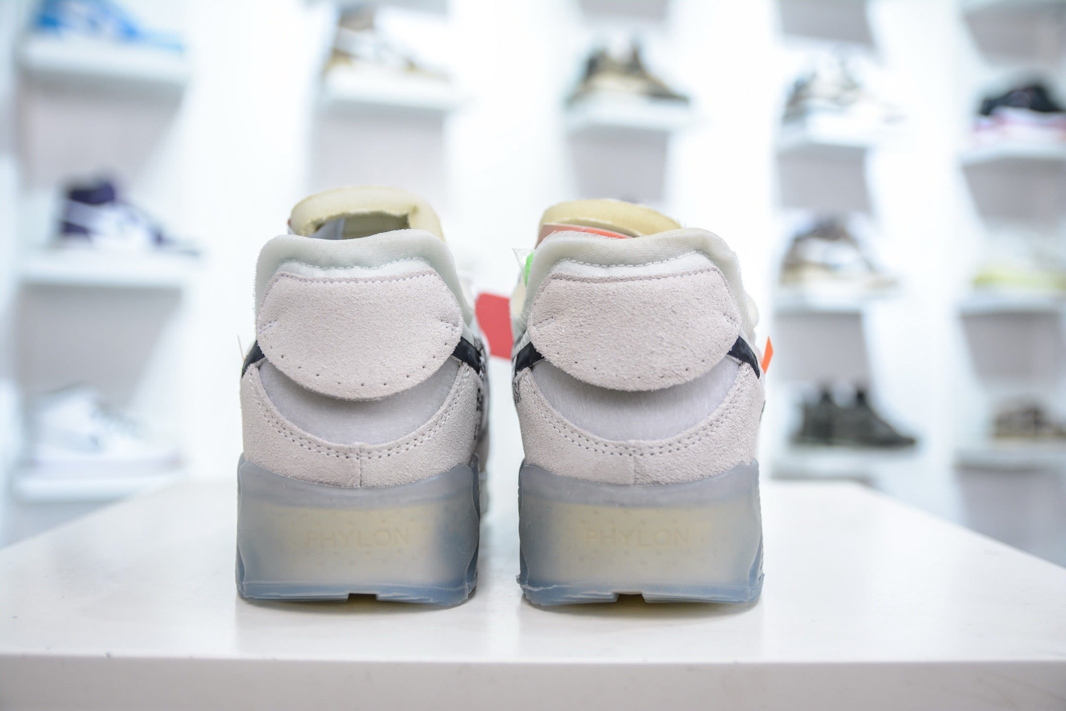 AM90 "THE TEN" White