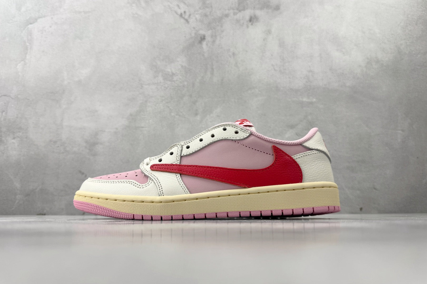 AJ1 Low Travis Scott Tropical Pink