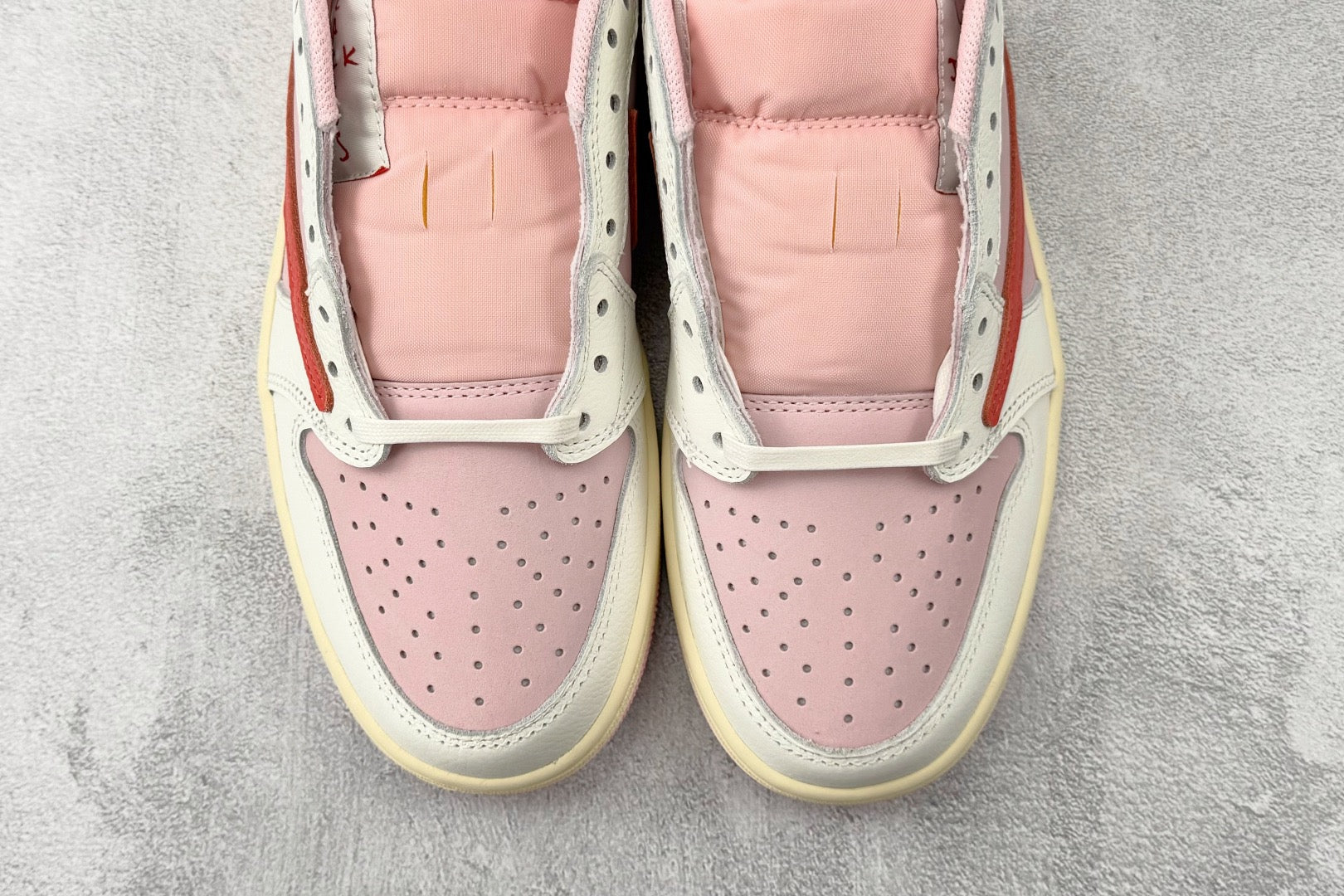 AJ1 Low Travis Scott Tropical Pink