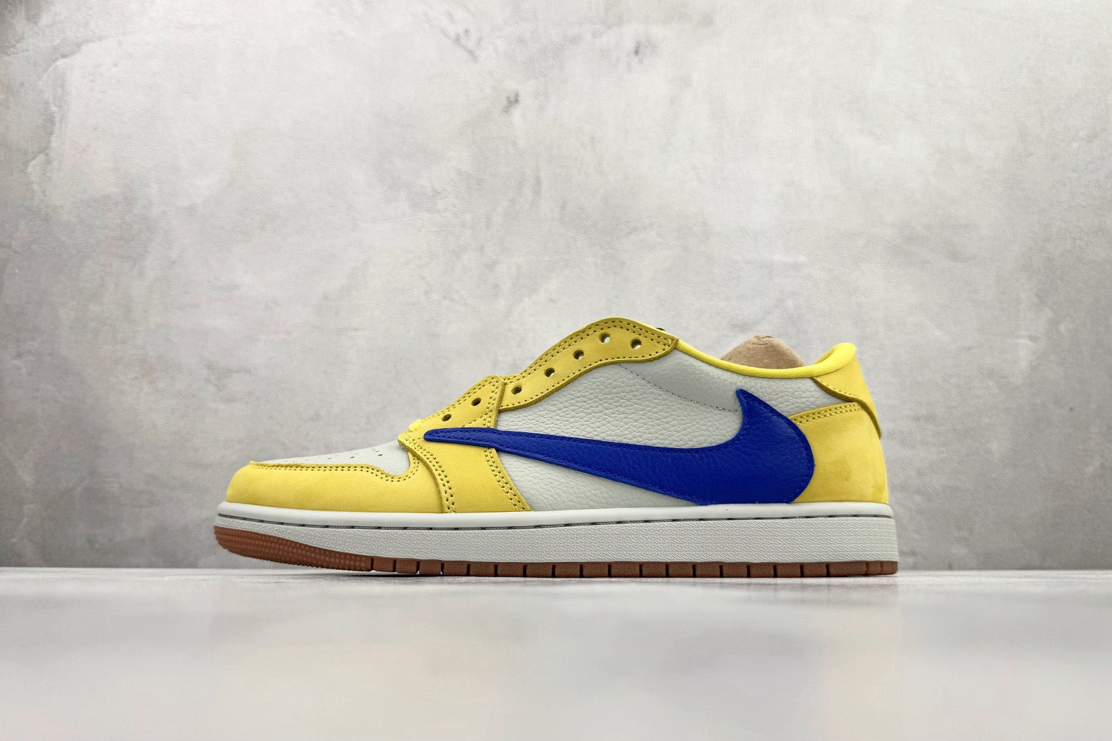 AJ1 Low Travis Scott Canary Yellow