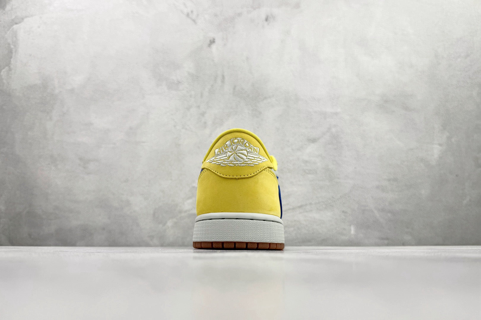 AJ1 Low Travis Scott Canary Yellow