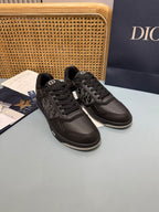 B27 Low-Top Black on Black